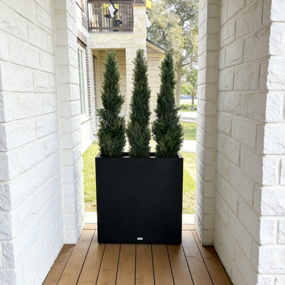 Large_Mg-Al-Zn_light_tall_rectangular_planter_on_deck