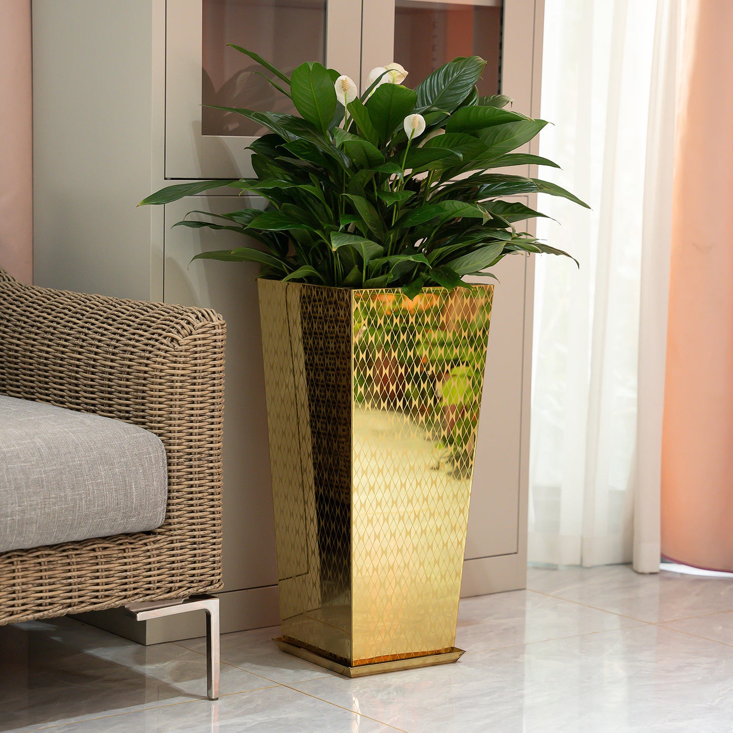 Luxury Tall Tapered Stainless Steel Mirrored Textured Decorative Planter 24H